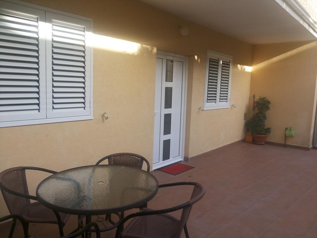 Apartments Vila Andja Sveti Stefan Habitación foto